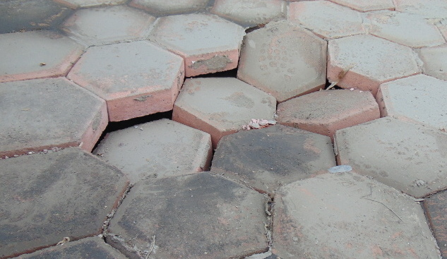 adoquín hundido en Medellín 2