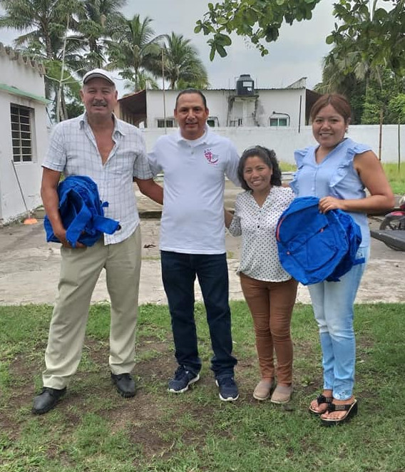 Trabajando con la Grandeza de la Mujer - Mochilas 8